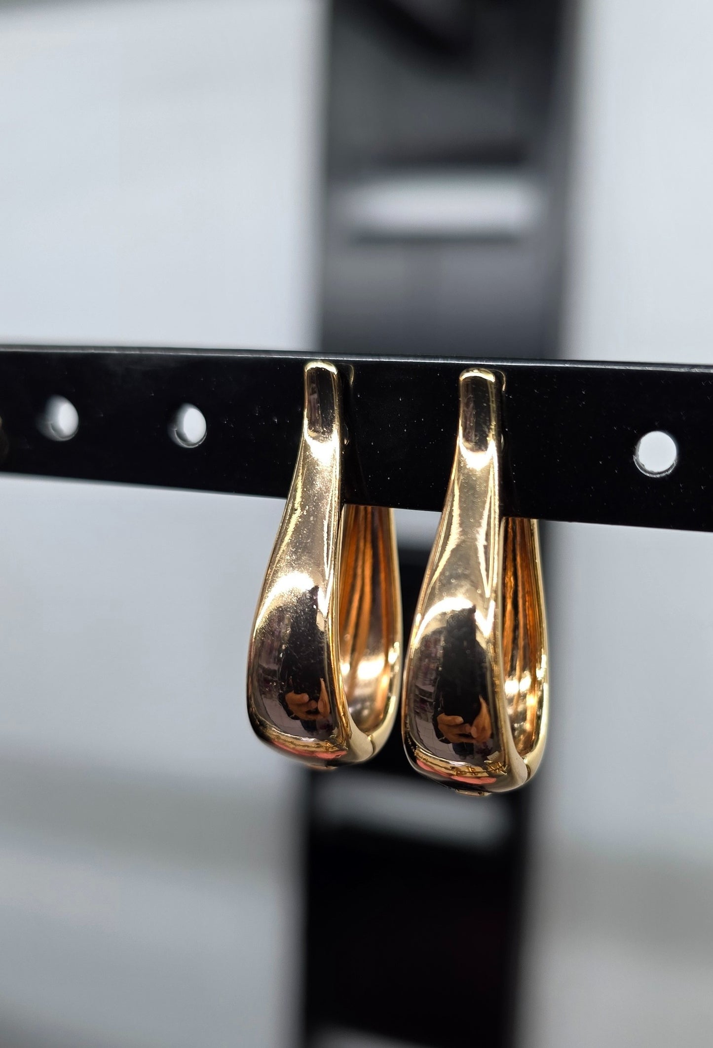 Chunky-style earrings #1