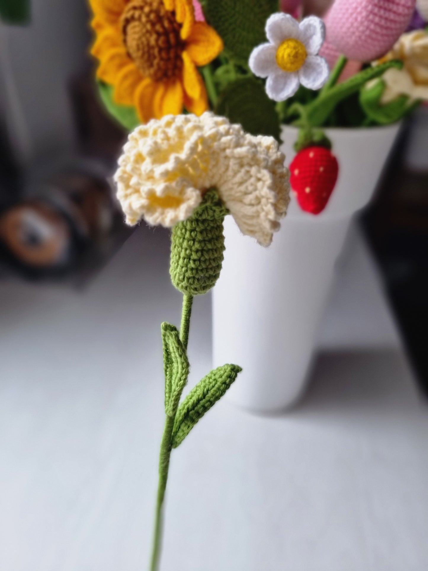 Knitted carnation