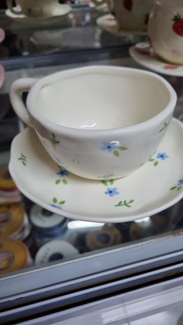 Taza y platillo aesthetic