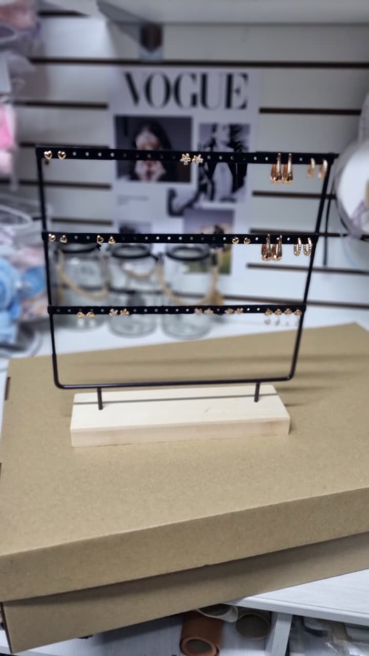 Exhibidor grande de aretes