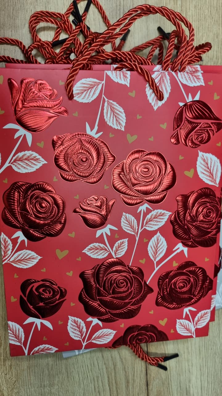 Bolsa de regalo rosas alto relieve mz - Paquete