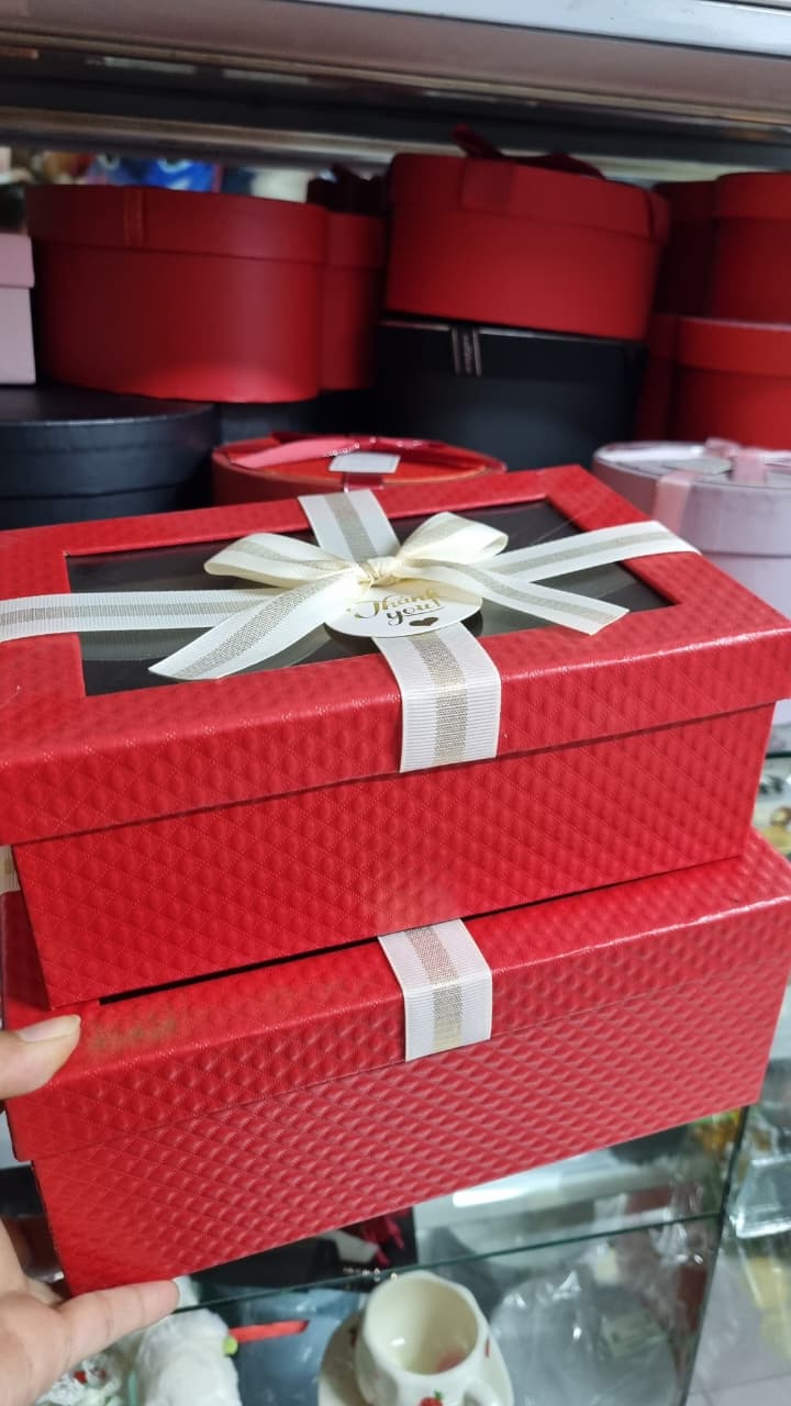 Box rectangulo rojo con visor