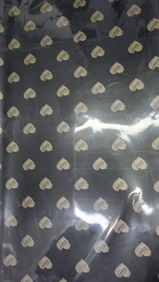 Papel mate con corazones relleno