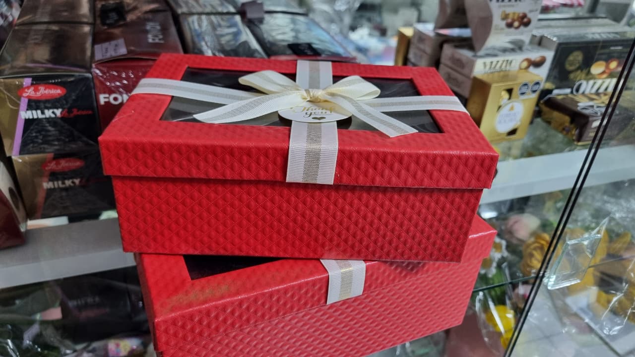 Box rectangulo rojo con visor