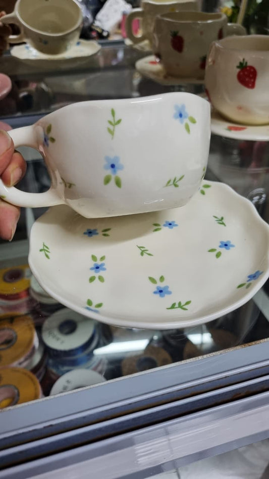 Taza y platillo aesthetic