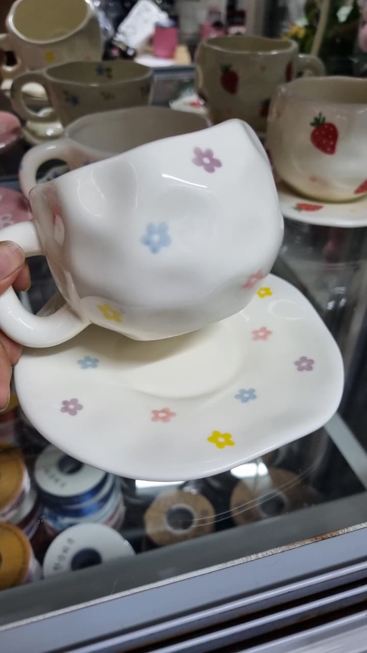 Taza y platillo aesthetic
